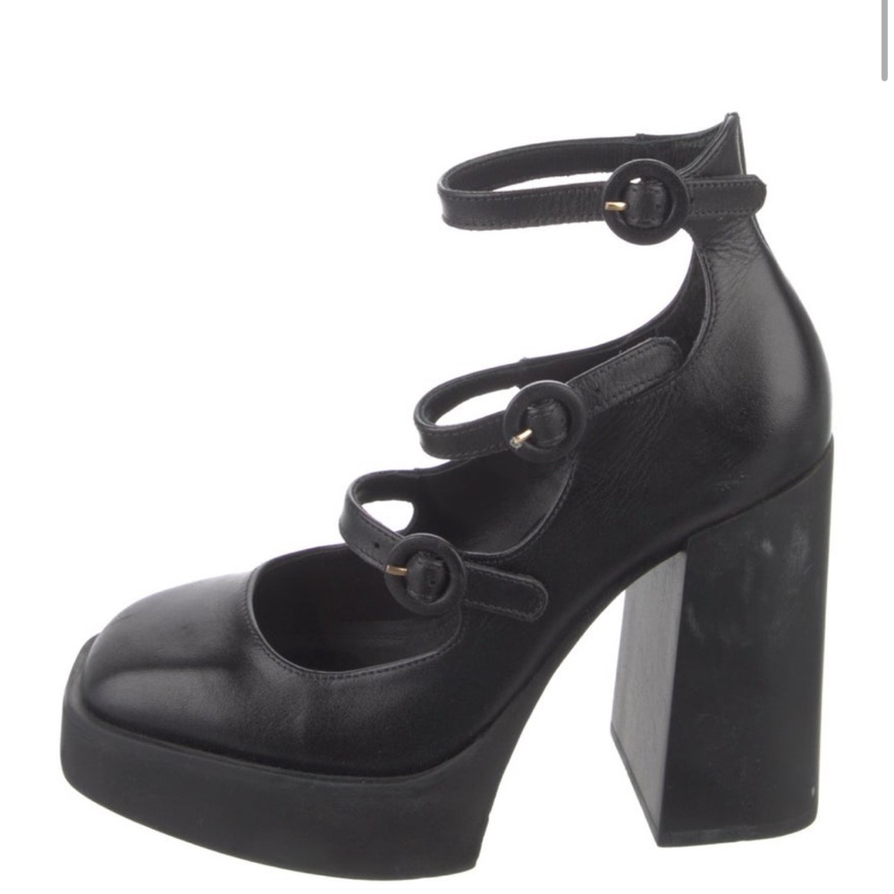 Larroude Alexa Platform Pumps Black